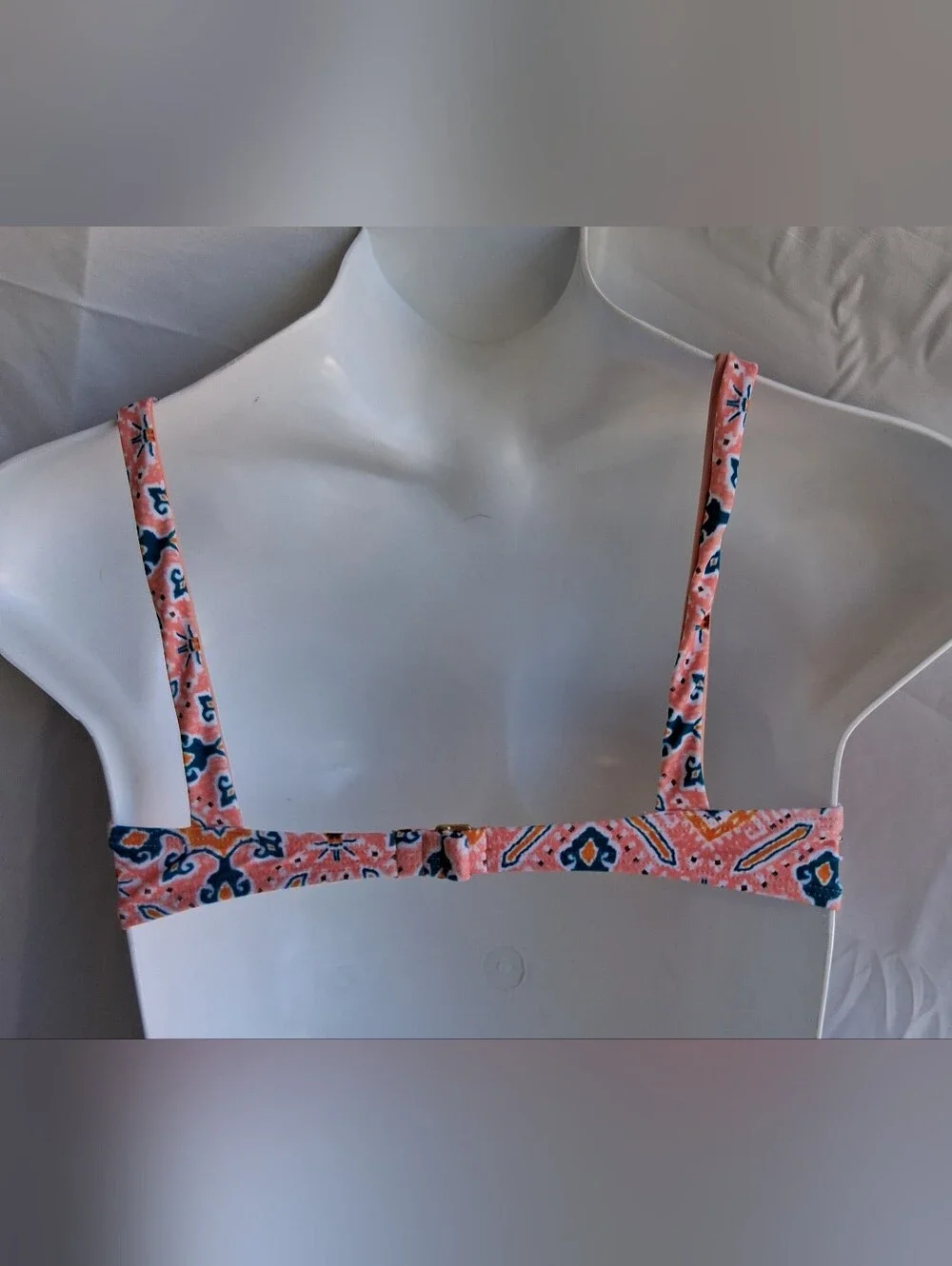 l*space Coral and Navy Printed Bikini Top Sz D NWT